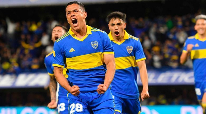 Boca va por todo: le ganó a Vélez y es único puntero