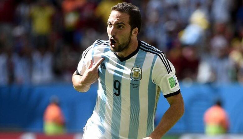 Gonzalo Higuaín anunció su retiro del fútbol