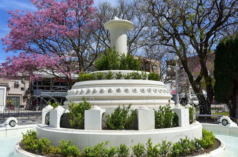 Plaza Centenario: la oposición cuestiona los trabajos realizados