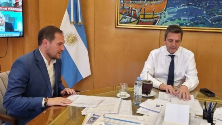 Gill y Sergio Massa, se reunieron en Buenos Aires 