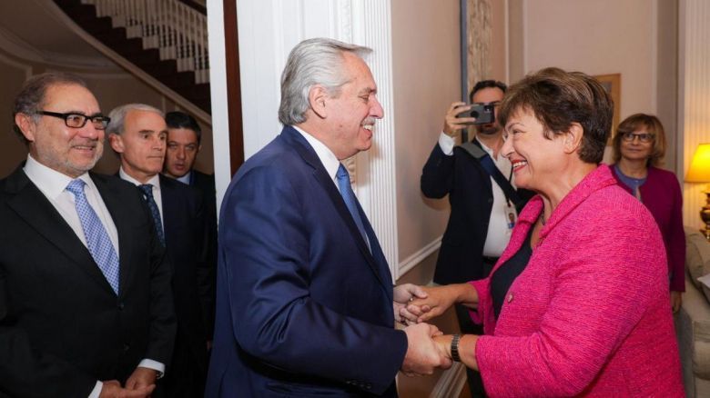 El FMI aprobó una revisión del acuerdo