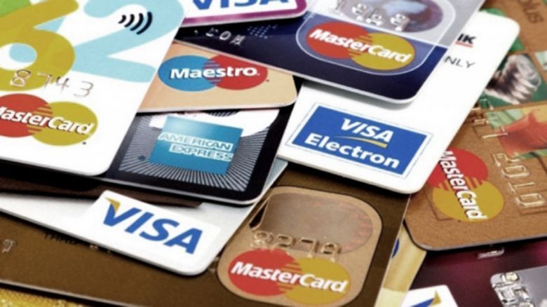 Los consumos con tarjeta mayores a u$s 300 por mes pagarán un 25% extra