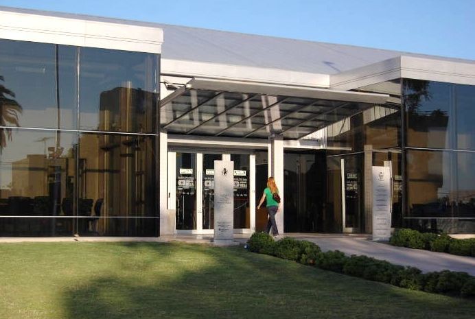 Día de la Lealtad: la Medioteca inaugura muestras y literaturas dirigidas a Juan y Eva Perón