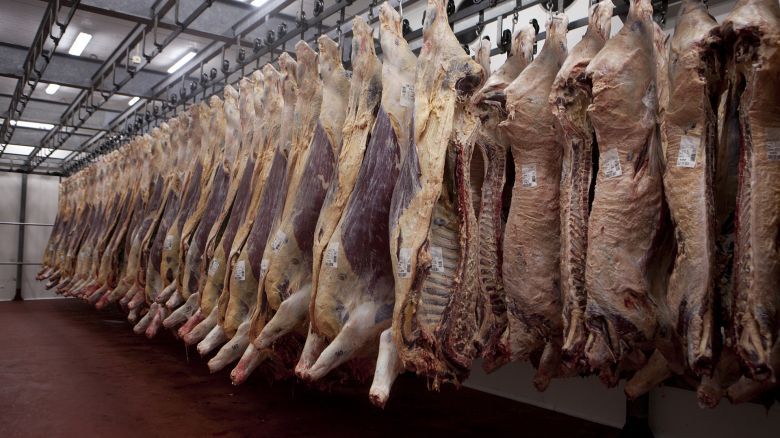 “Hoy no es el momento de vender la carne en caja” 