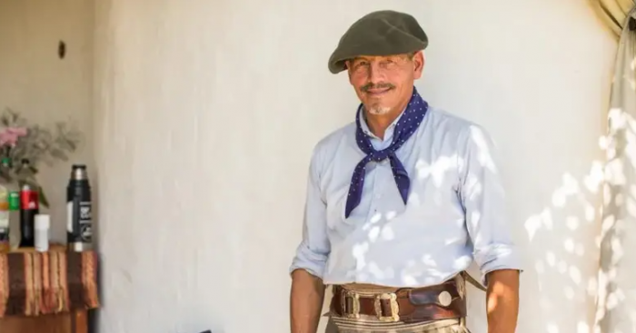 La increíble historia del gaucho correntino que cruzó los Andes 140 veces y guía cabalgatas