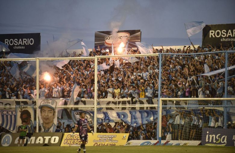 Racing (Cba) vs. Villa Mitre 