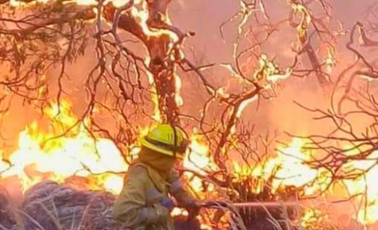 Sigue el combate contra el fuego en los dos focos activos en Traslasierra