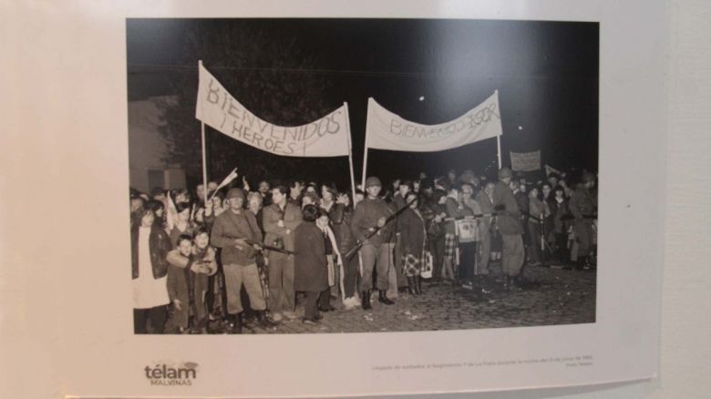 Inauguran en La Plata la muestra "Las fotos recuperadas de Malvinas"