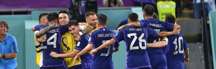 Argentina ganó, gustó y se clasificó primera
