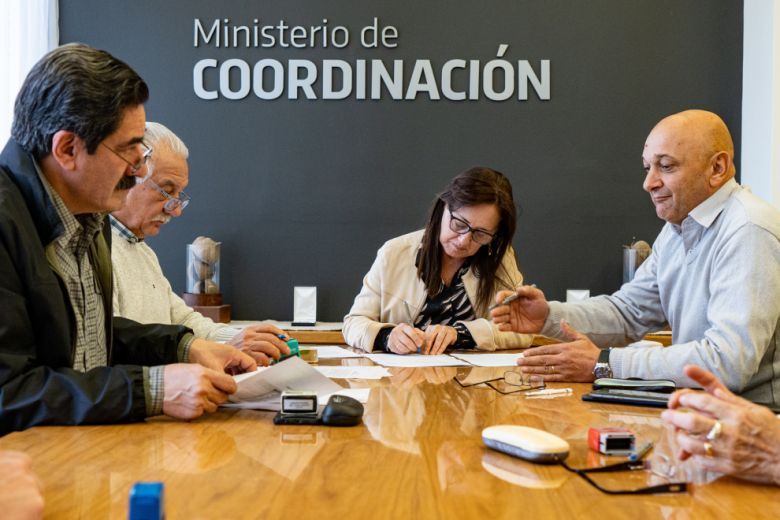 La Provincia firmó el aumento con Uepc y cerró la paritaria anual