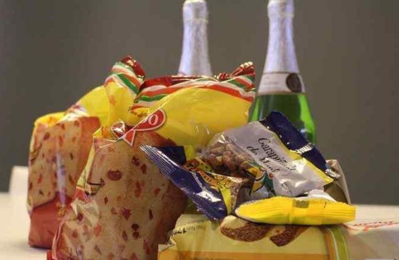 Lanzaron una canasta navideña de cinco productos a precio promocional
