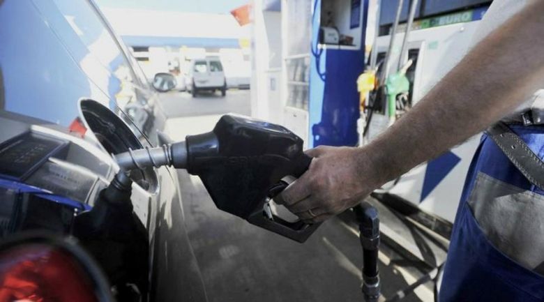 Ya rige el nuevo aumento del año de la nafta y el gasoil