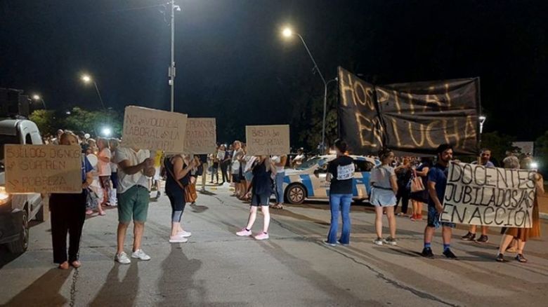 Los trabajadores del Hospital Pasteur levantaron el paro