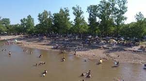 Balneario de Pampayasta Sud: un lugar para disfrutar el verano