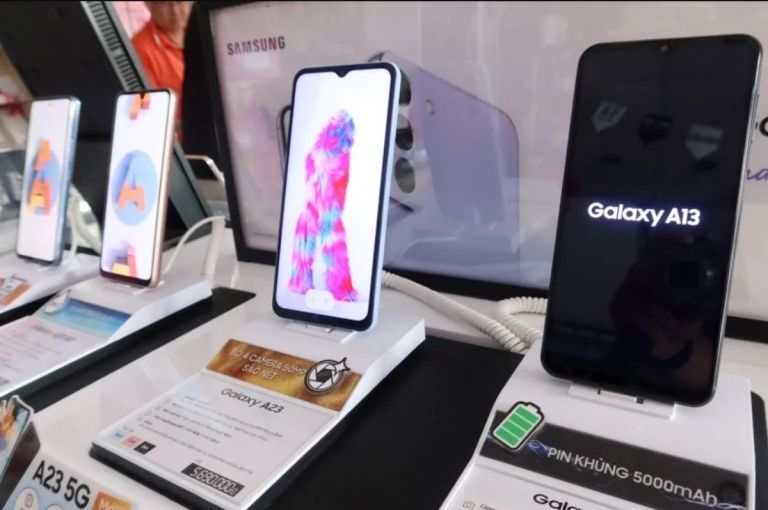 El Gobierno lanzó ahora 10, un programa para la compra de celulares