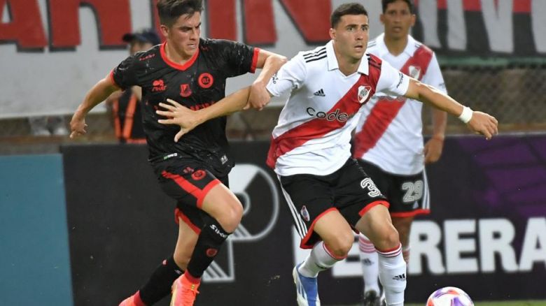 En el debut de Demichelis, River perdió ante Unión La Calera