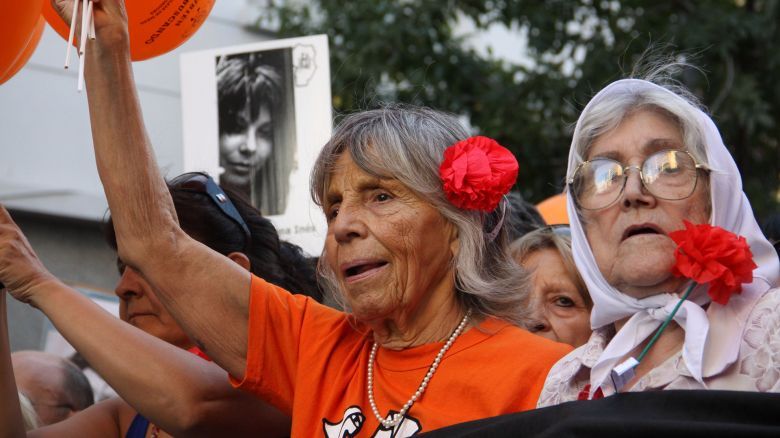  Firmarán un acuerdo para reforzar la búsqueda de nietos secuestrados en la dictadura