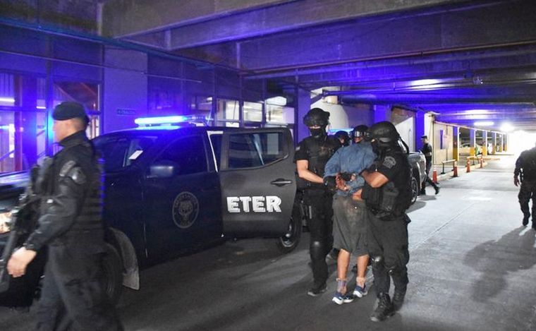 Detienen a la pareja de Carmona por participar de la fuga 