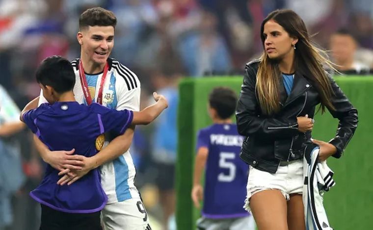 El descargo de la novia de Julián Álvarez tras las críticas: "Pido disculpas"