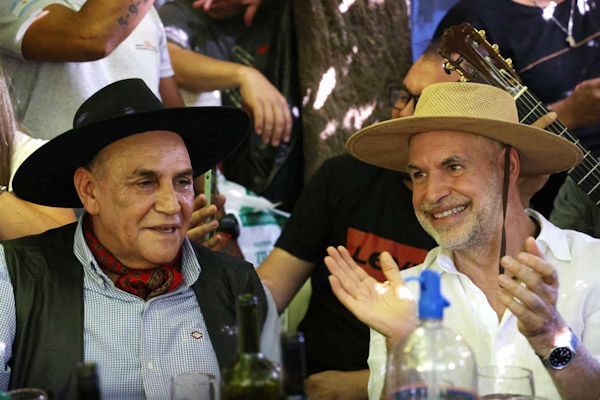 En su visita a la provincia, Larreta paso por Jesús María 