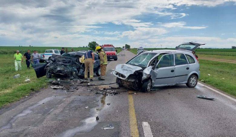 Choque frontal en ruta 8: hay dos muertos y tres heridos