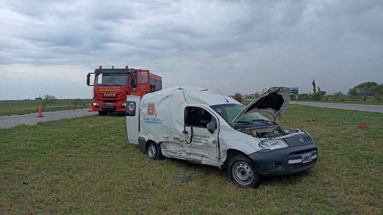 Tres personas sufrieron graves heridas tras accidente en Ruta 9