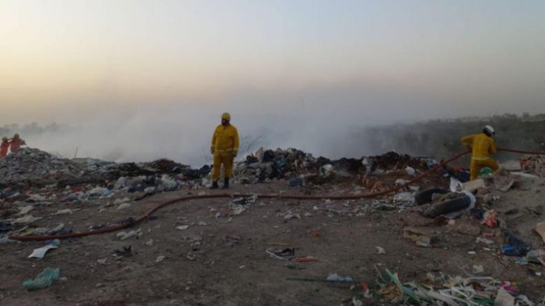 Apagaron un incendio y encontraron un hombre asesinado y descuartizado