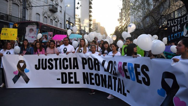 Neonatal: detuvieron a la exdirectora del hospital