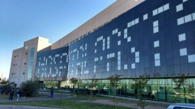 Hospital Pasteur:  Joven grave tras ser atropellado por un camion de residuos