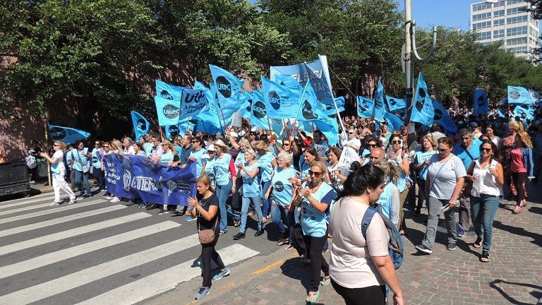Uepc denunció presiones de la Provincia ante los dos paros de esta semana
