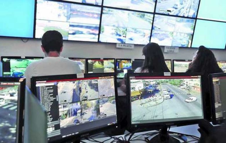 Vecinalistas conocieron el funcionamiento del Centro de Monitoreo Municipal