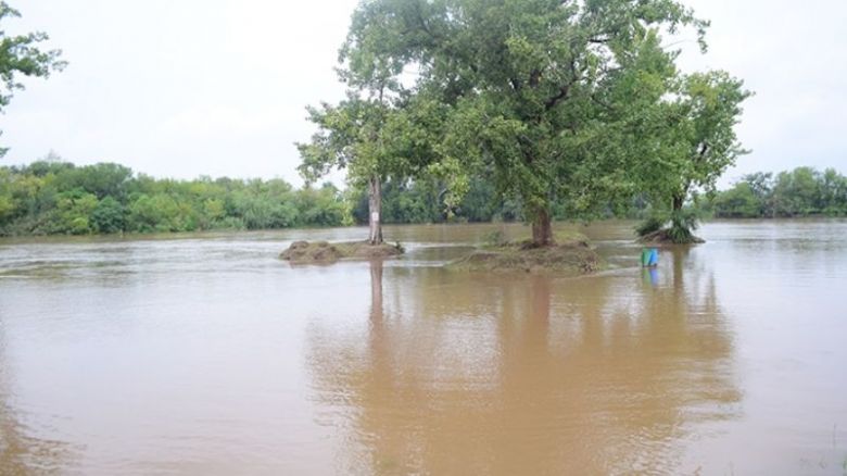 Río Ctalamochita: Pusieron una guardia permanente por la crecida del cauce
