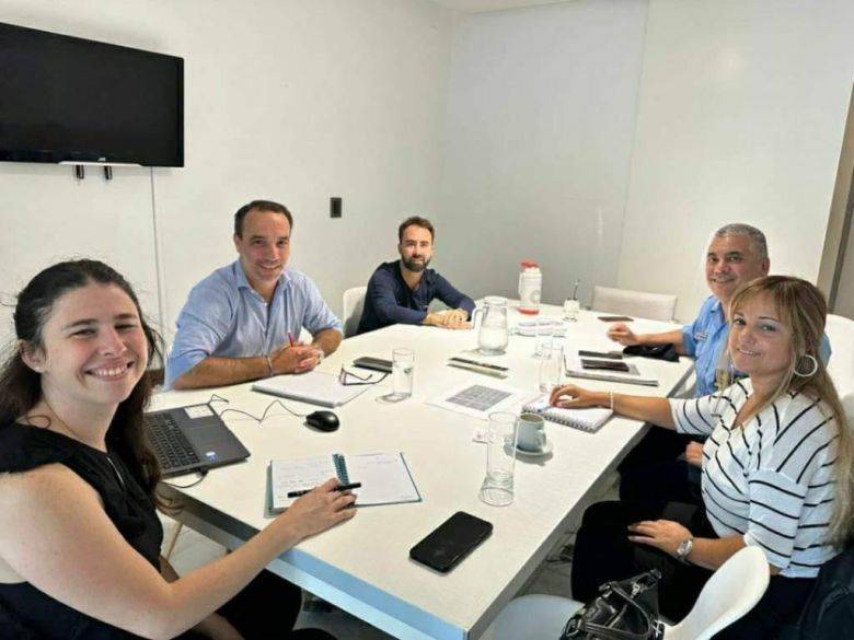Municipio y Provincia se reunieron para avanzar en la instalación de alarmas comunitarias