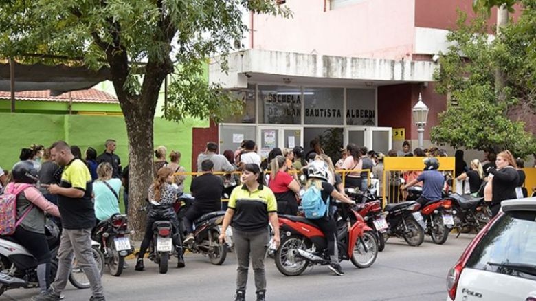 Separaron del cargo a un docente acusado de maltratar a sus alumnos 