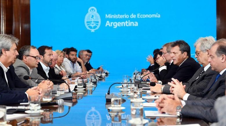 Sergio Massa anunció un nuevo Dólar Agro a $300 