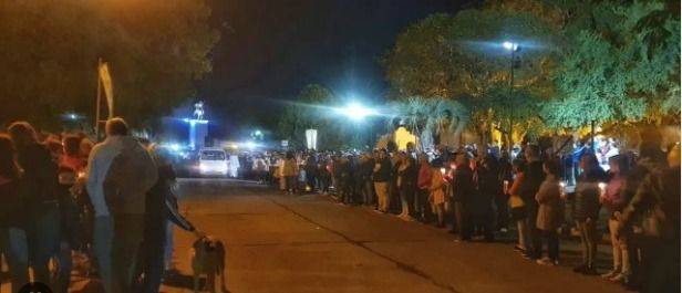  Comenzó la peregrinación de fieles