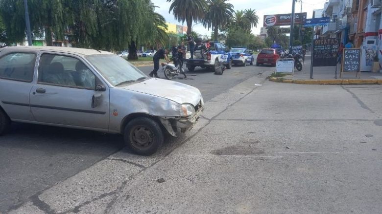 Tres mujeres sufrieron heridas graves al colisionar contra un auto