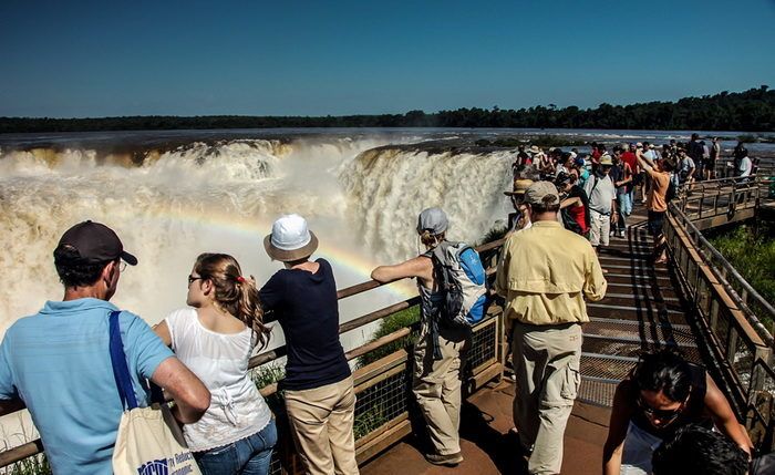 Más de 2 millones de turistas se movilizaron en el país por Semana Santa 