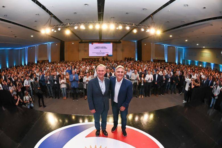 Llaryora a los intendentes: “Una vez más, nuestro triunfo vendrá del interior”