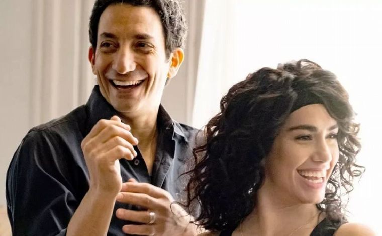 Lali Espósito eligió a Juan Minujín para su nuevo videoclip "Obsesión"