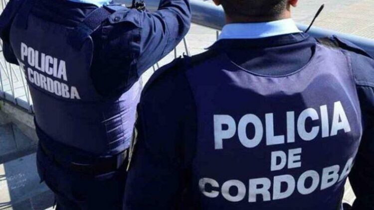 Investigan la muerte de una mujer tras un choque automovilístico  