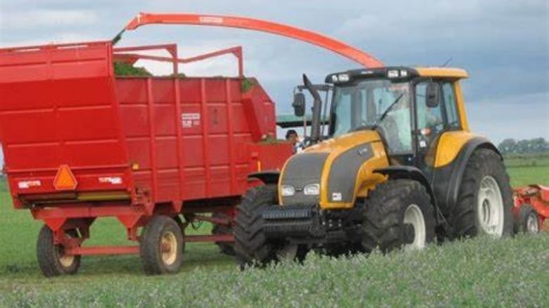 Cruz del Eje: un trabajador rural murió al ser aplastado por un tractor 