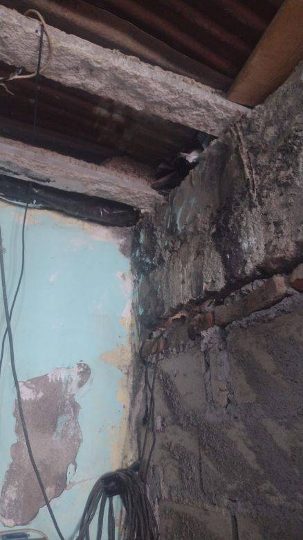 No tienen baño en su casa y necesitan ayuda