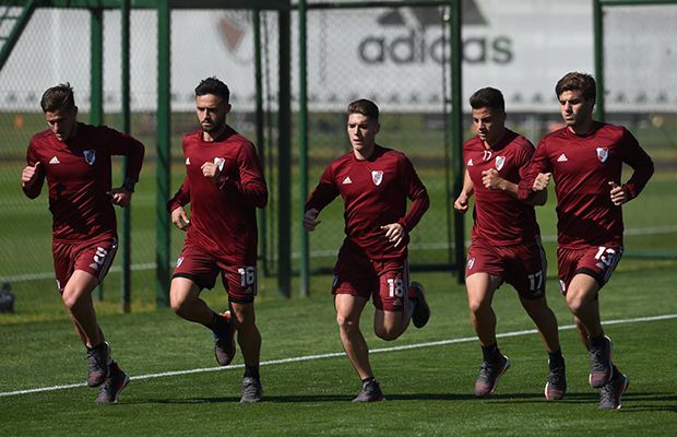 Demichelis evalúa meter mano en River para jugar con Atlético Tucumán