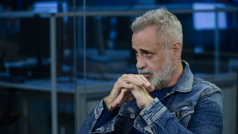 Rial salió del coma y viajó su médico desde la Argentina