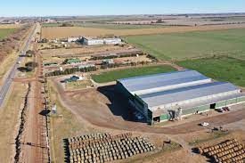 Tres empresas se instalarán en Ausonia