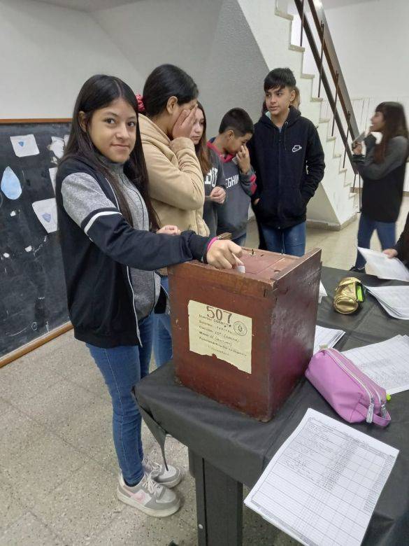 El IPEM 147 elige a los representantes del Centro de Estudiantes