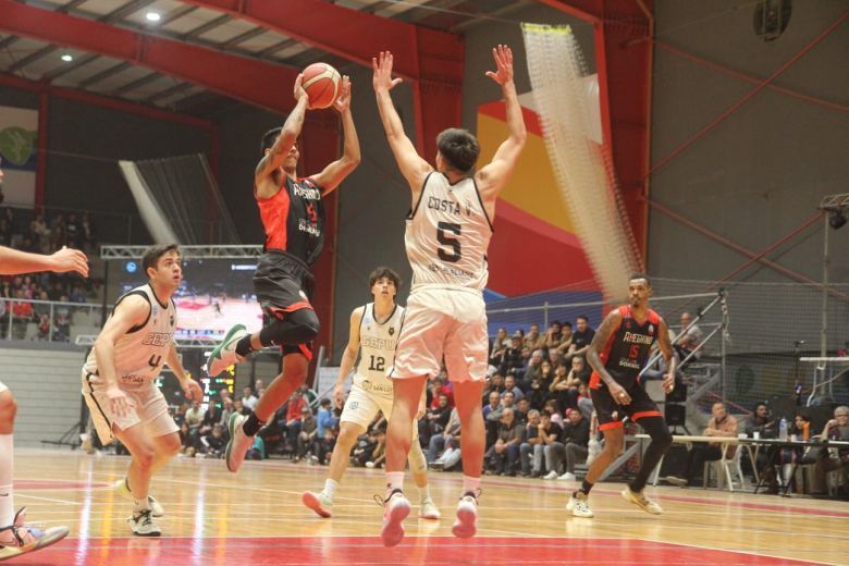 Ameghino aplastó a GEPU en el segundo juego