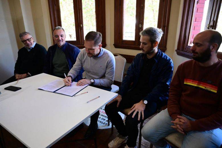 El Teatro de Herejes obtuvo la antigua Administración de Ferrocarriles