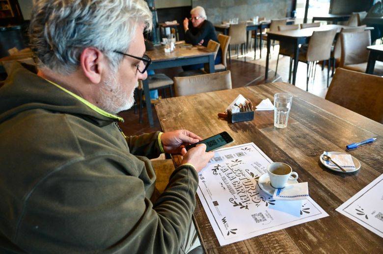 Comenzó la "Semana de la Lectura"  en más de 40 locales gastronómicos de la ciudad